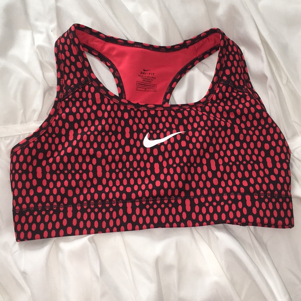 ⬇️$10 Nike Sports Bra